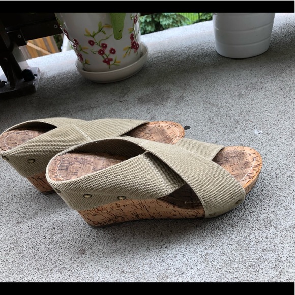 Wedges - Picture 2 of 2